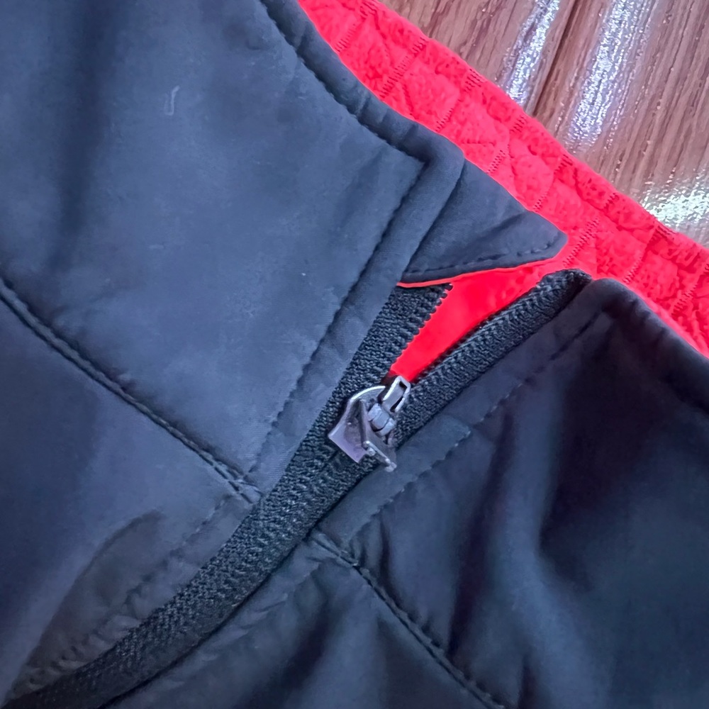 Asics Soft Shell Jacket - image 6